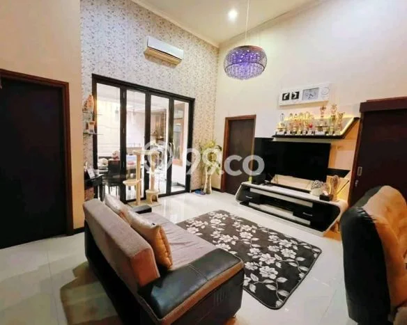 SPECIAL OFFER! Tersedia KPR Rumah Modern di Banyumanik, Semarang, Luas 180m2m² Bangunan 160m2m² SPECIAL OFFER! Tersedia KPR Rumah Modern di Banyumanik, Semarang, Luas 180m2m² Bangunan 160m2m²