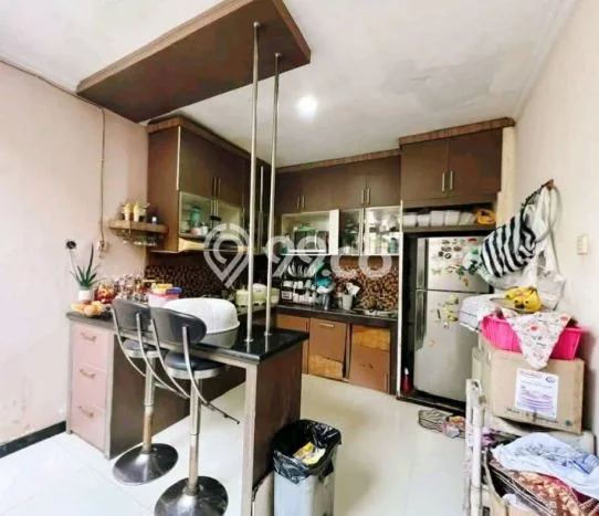 SPECIAL OFFER! Tersedia KPR Rumah Modern di Banyumanik, Semarang, Luas 180m2m² Bangunan 160m2m² SPECIAL OFFER! Tersedia KPR Rumah Modern di Banyumanik, Semarang, Luas 180m2m² Bangunan 160m2m²