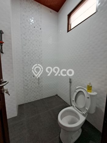 Ruko Usaha Dijual di Gunung Pati Semarang LT 125m2 & LB 80m2 Ruko Usaha Dijual di Gunung Pati Semarang LT 125m2 & LB 80m2
