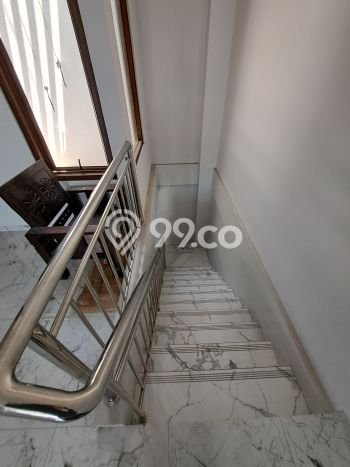 Ruko Usaha Dijual di Gunung Pati Semarang LT 125m2 & LB 80m2 Ruko Usaha Dijual di Gunung Pati Semarang LT 125m2 & LB 80m2