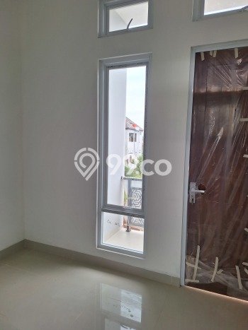For Sale Rumah 3 Kamar Lokasi Ideal Bagus dan Strategis di Tembalang For Sale Rumah 3 Kamar Lokasi Ideal Bagus dan Strategis di Tembalang