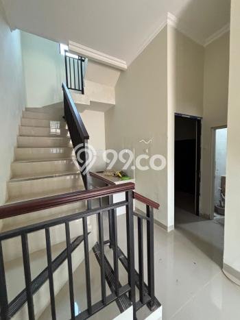 Unit Kost Dijual di Kawasan Tembalang Semarang dengan 5 KT Unit Kost Dijual di Kawasan Tembalang Semarang dengan 5 KT