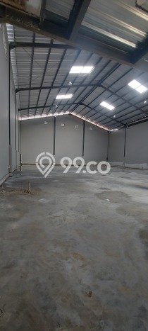 Area Strategis! Disewakan Gudang Lokasi Cipondoh, Tangerang Cocok untuk Bisnis Area Strategis! Disewakan Gudang Lokasi Cipondoh, Tangerang Cocok untuk Bisnis