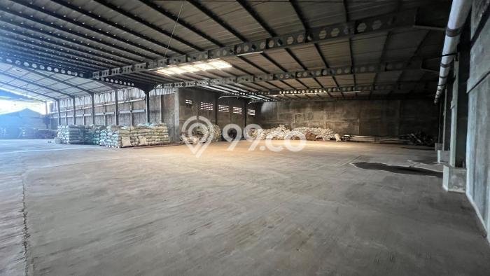 Gudang Disewa di Cipondoh, Tangerang, LT 2800m2 / LB 2000m2 Gudang Disewa di Cipondoh, Tangerang, LT 2800m2 / LB 2000m2