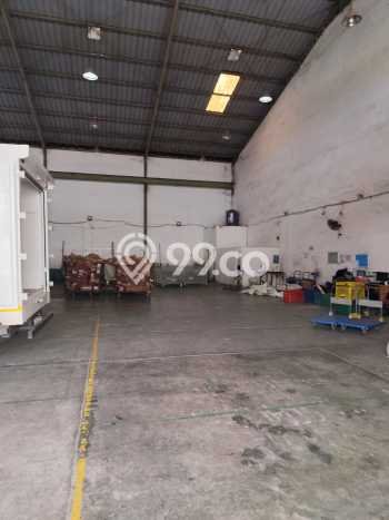 Gudang bagus disewakan di Karawaci Tangerang dengan LB 864m2 harga sewa terbaik Gudang bagus disewakan di Karawaci Tangerang dengan LB 864m2 harga sewa terbaik