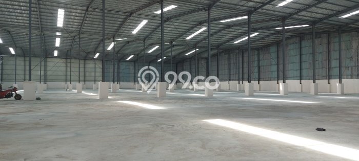 Unit Gudang Disewa Lokasi Sepatan, Tangerang Spesifikasi Luas Bangunan 2800m2 Unit Gudang Disewa Lokasi Sepatan, Tangerang Spesifikasi Luas Bangunan 2800m2
