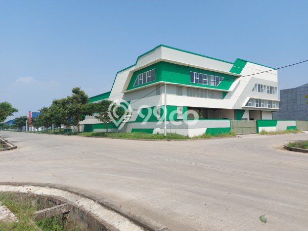 Area Ramai! Gudang Dijual di Pakuhaji untuk Bisnis Luas Bangunan 4935m2 Area Ramai! Gudang Dijual di Pakuhaji untuk Bisnis Luas Bangunan 4935m2