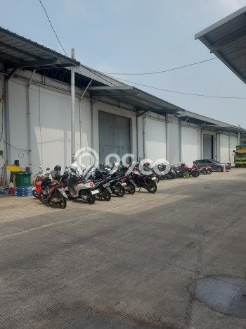 Gudang Komersial Disewakan di Karawaci Tangerang Luas 1551m2 Gudang Komersial Disewakan di Karawaci Tangerang Luas 1551m2