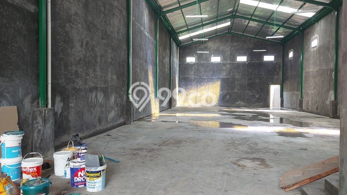 Gudang Dijual di Tangerang LT 568m2 & LB 492m2 Lokasi Terbaik! Gudang Dijual di Tangerang LT 568m2 & LB 492m2 Lokasi Terbaik!
