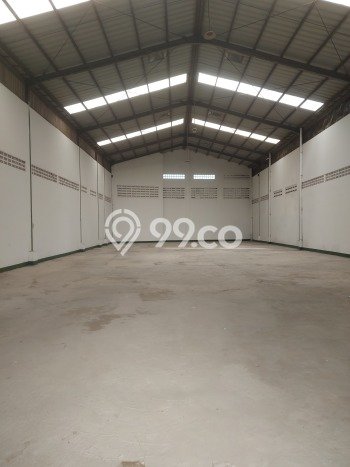 Unit Gudang Disewa Lokasi Cipondoh, Tangerang Spesifikasi Luas Bangunan 448m2 Unit Gudang Disewa Lokasi Cipondoh, Tangerang Spesifikasi Luas Bangunan 448m2
