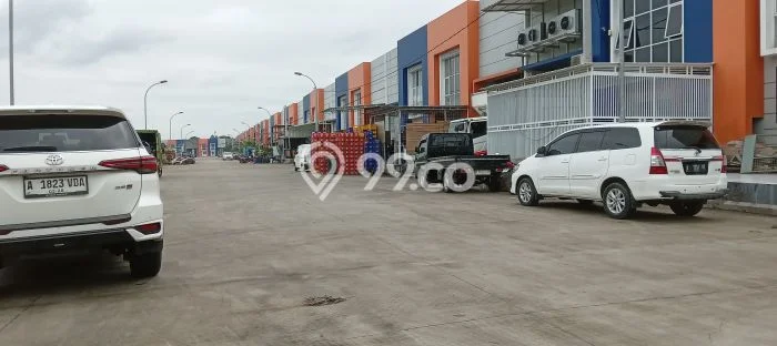 Gudang Dijual di Prime Area Tangerang Luas 275m2 Gudang Dijual di Prime Area Tangerang Luas 275m2