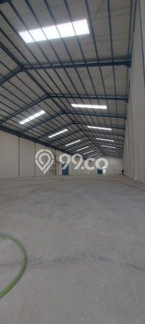 Disewakan Gudang di Kawasan Ramai Pasar Kemis Luas 2304m2 Disewakan Gudang di Kawasan Ramai Pasar Kemis Luas 2304m2