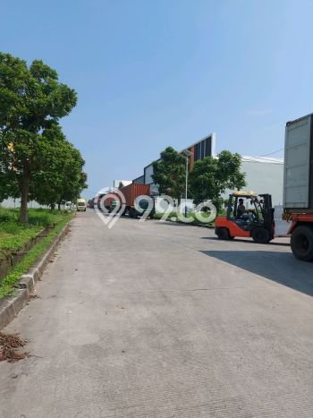 Area Ramai! Gudang Dijual di Pakuhaji untuk Bisnis Luas Bangunan 4935m2 Area Ramai! Gudang Dijual di Pakuhaji untuk Bisnis Luas Bangunan 4935m2