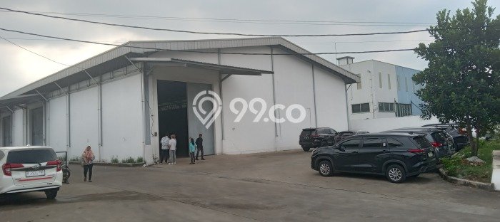 Gudang Disewakan di Area Ramai Karawaci, Tangerang Gudang Disewakan di Area Ramai Karawaci, Tangerang