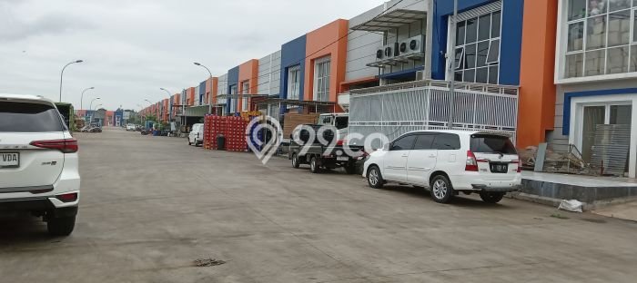 Gudang Dijual di Prime Area Tangerang Luas 275m2 Gudang Dijual di Prime Area Tangerang Luas 275m2
