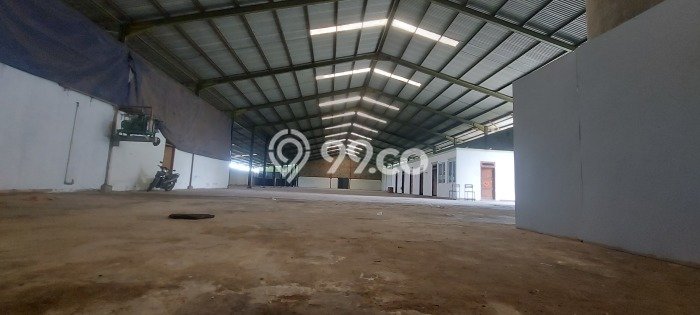 Gudang bagus disewakan di Neglasari Tangerang dengan LB 2300m2 harga sewa terbaik Gudang bagus disewakan di Neglasari Tangerang dengan LB 2300m2 harga sewa terbaik