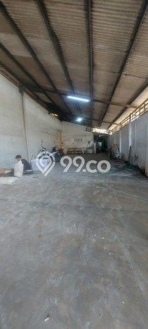 Unit Gudang Disewa Lokasi Cipondoh, Tangerang Spesifikasi Luas Bangunan 1600m2 Unit Gudang Disewa Lokasi Cipondoh, Tangerang Spesifikasi Luas Bangunan 1600m2