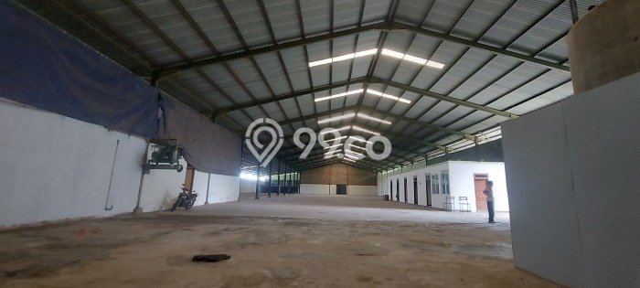 Gudang bagus disewakan di Neglasari Tangerang dengan LB 2300m2 harga sewa terbaik Gudang bagus disewakan di Neglasari Tangerang dengan LB 2300m2 harga sewa terbaik