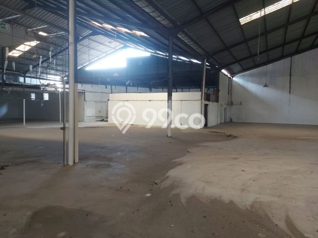 Unit Gudang Disewa Lokasi Cipondoh, Tangerang Spesifikasi Luas Bangunan 1600m2 Unit Gudang Disewa Lokasi Cipondoh, Tangerang Spesifikasi Luas Bangunan 1600m2