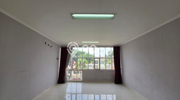 Ruko Dijual di Prime Area Tangerang Luas 200m2 Ruko Dijual di Prime Area Tangerang Luas 200m2