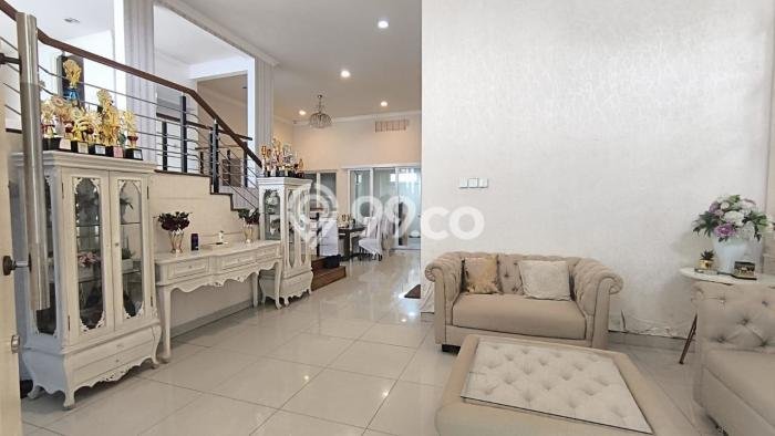 Rumah Luxury Modern Tanpa Renovasi di Grand Wisata Bekasi Rumah Luxury Modern Tanpa Renovasi di Grand Wisata Bekasi
