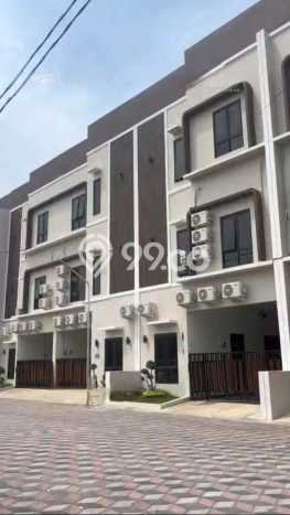 Dijual Kost di Kawasan Tembalang, Semarang, Spesifikasi 13 KT, 13 KM, 216m2 Dijual Kost di Kawasan Tembalang, Semarang, Spesifikasi 13 KT, 13 KM, 216m2