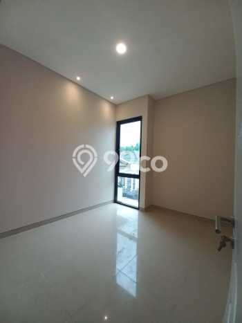 Rumah 3 KT 2 KM Luas Tanah 63m², LB 60m² di Banyumanik, Semarang Rumah 3 KT 2 KM Luas Tanah 63m², LB 60m² di Banyumanik, Semarang