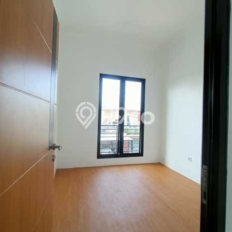 SIAP HUNI! Rumah Asri di Pedurungan, Luas 86m² Bangunan 45m² SIAP HUNI! Rumah Asri di Pedurungan, Luas 86m² Bangunan 45m²