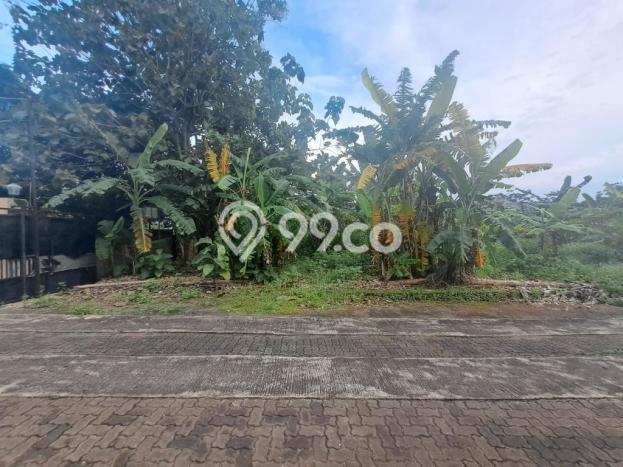 PROPERTI PILIHAN! Rumah di Banyumanik, LT 102m² Bangunan 85m² PROPERTI PILIHAN! Rumah di Banyumanik, LT 102m² Bangunan 85m²