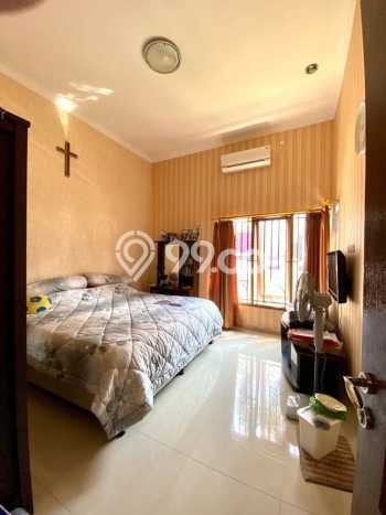 Rumah LT 180m² / LB 194m² View Kota di Kalicari, Semarang Rumah LT 180m² / LB 194m² View Kota di Kalicari, Semarang