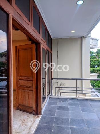 Kesempatan Memiliki Rumah Terawat di Kawasan Semarang Tengah, Semarang Kesempatan Memiliki Rumah Terawat di Kawasan Semarang Tengah, Semarang