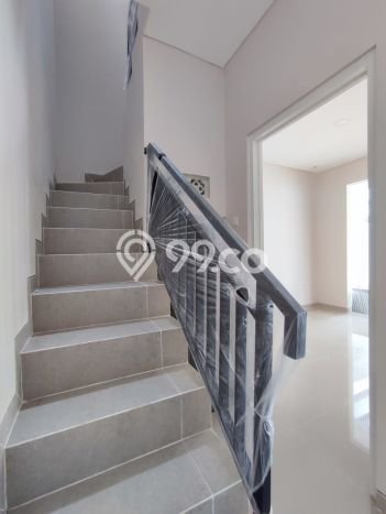 KESEMPATAN EMAS! Rumah di Tembalang, Semarang, LT 76m² Bangunan 98m² KESEMPATAN EMAS! Rumah di Tembalang, Semarang, LT 76m² Bangunan 98m²