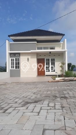 Dijual Rumah 2 KT di Banyumanik, Semarang - LT 75m² Dijual Rumah 2 KT di Banyumanik, Semarang - LT 75m²