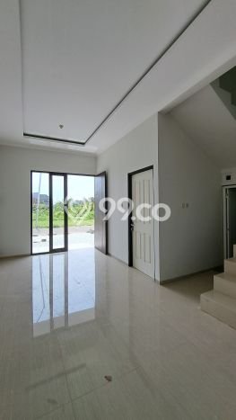 Kesempatan Memiliki Rumah LT 96m² / LB 113m² di Lokasi Strategis Tembalang, Semarang Kesempatan Memiliki Rumah LT 96m² / LB 113m² di Lokasi Strategis Tembalang, Semarang