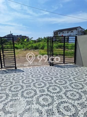 Rumah Mewah 5 Kamar Tidur Akses Strategis di Tembalang, Semarang Rumah Mewah 5 Kamar Tidur Akses Strategis di Tembalang, Semarang