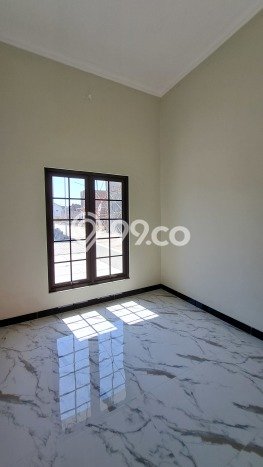 Dijual Cepat Rumah Bagus Siap Huni LB 65m2 di Pedurungan, Semarang Dijual Cepat Rumah Bagus Siap Huni LB 65m2 di Pedurungan, Semarang