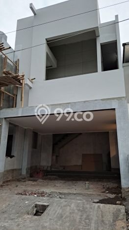 Rumah lokasi Tembalang, Semarang, Luas 127m² Bangunan 209m² Rumah lokasi Tembalang, Semarang, Luas 127m² Bangunan 209m²