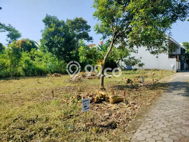 AREA PROSPEKTIF! Tanah Kawasan Tembalang, Luas 102m2m², Akses Transportasi AREA PROSPEKTIF! Tanah Kawasan Tembalang, Luas 102m2m², Akses Transportasi