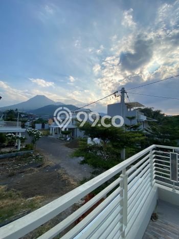 For Sale Rumah 3 Kamar Lokasi Ideal Bagus dan Strategis di Batu For Sale Rumah 3 Kamar Lokasi Ideal Bagus dan Strategis di Batu