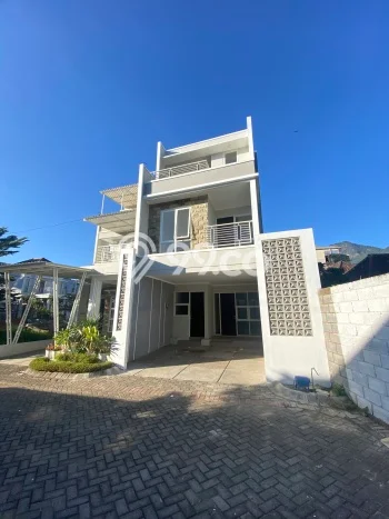 Jual Rumah Bagus Siap Huni LB 117m2 di Batu, Batu Jual Rumah Bagus Siap Huni LB 117m2 di Batu, Batu
