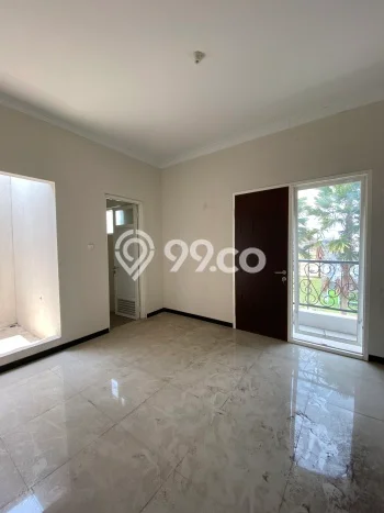 Rumah Strategis Modern Lb 115m2 di Sukun, Malang Rumah Strategis Modern Lb 115m2 di Sukun, Malang