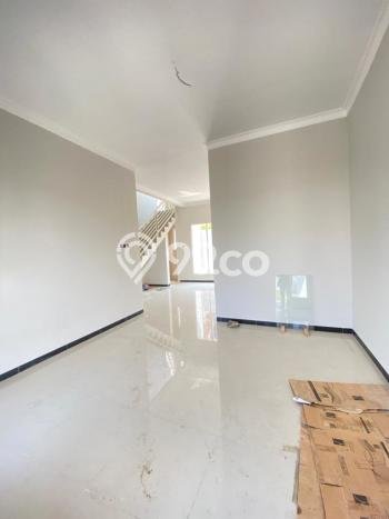 Rumah Strategis Modern Lb 142m2 di Batu, Batu Rumah Strategis Modern Lb 142m2 di Batu, Batu