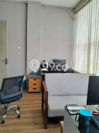 LOKASI PREMIUM! Ruko di Bintaro, Luas 303m², Pusat Bisnis LOKASI PREMIUM! Ruko di Bintaro, Luas 303m², Pusat Bisnis