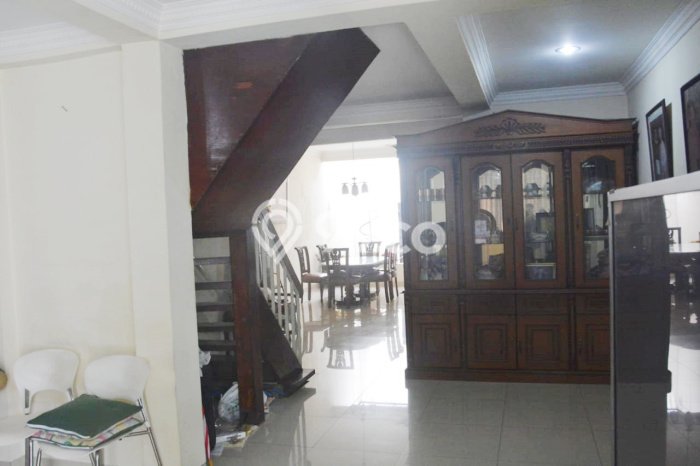 Rumah Luxury Modern Siap Huni di Rawamangun Jakarta Timur Rumah Luxury Modern Siap Huni di Rawamangun Jakarta Timur