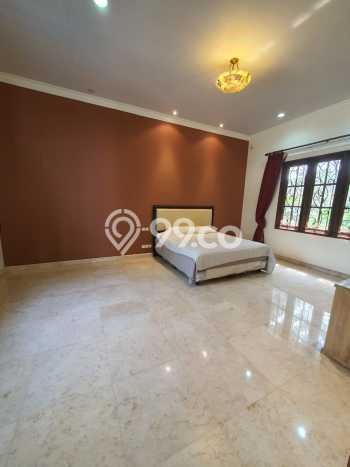 Rumah Luxury Modern Tanpa Renovasi di Lebak Bulus Jakarta Selatan Rumah Luxury Modern Tanpa Renovasi di Lebak Bulus Jakarta Selatan