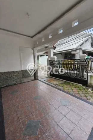 Dijual Rumah Minimalis Bagus Punya 4 KT di Kebayoran Lama Jakarta Selatan SHM Dijual Rumah Minimalis Bagus Punya 4 KT di Kebayoran Lama Jakarta Selatan SHM