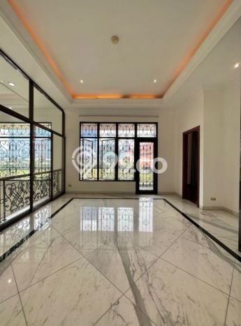 Siap Huni Rumah Mewah 4 Kamar di Mampang Prapatan Dekat ke Mana Saja Siap Huni Rumah Mewah 4 Kamar di Mampang Prapatan Dekat ke Mana Saja