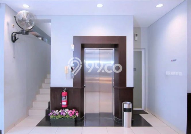 Untuk Dijual! Ruko di Kebon Kacang Jakarta Pusat LT 300m2 / LB 1500m2 Kawasan Strategis Untuk Dijual! Ruko di Kebon Kacang Jakarta Pusat LT 300m2 / LB 1500m2 Kawasan Strategis