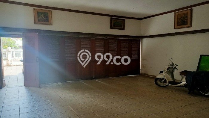 Rumah Elit Modern Tanpa Renovasi di Intercon Jakarta Barat Rumah Elit Modern Tanpa Renovasi di Intercon Jakarta Barat