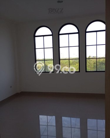 Area Ramai! Ruko Dijual di Tangerang untuk Bisnis Luas Bangunan 203m2 Area Ramai! Ruko Dijual di Tangerang untuk Bisnis Luas Bangunan 203m2